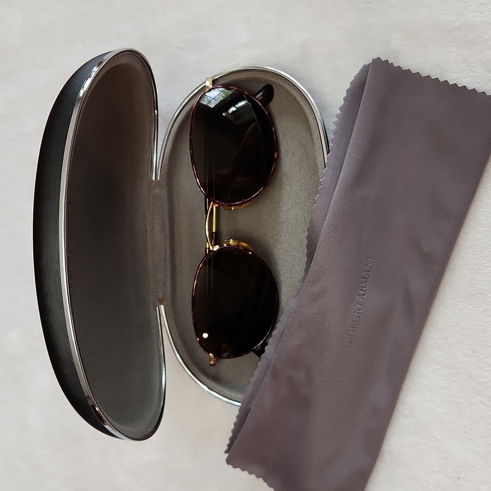 Giorgio Armani Vintage 90s Tortuga Sunglasses with Case